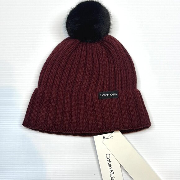 Calvin Klein women's beanie NWT!!! - Picture 1 of 1
